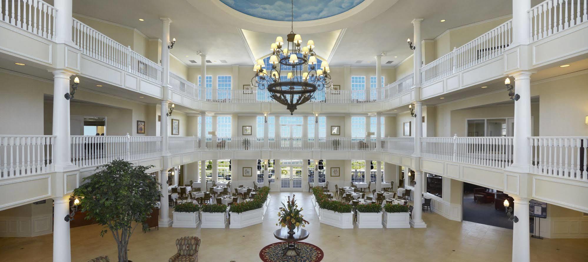 Blue Harbor Resort & Spa Шебойган Экстерьер фото